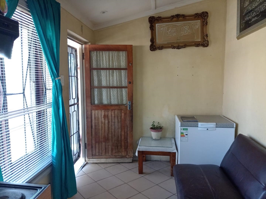 2 Bedroom Property for Sale in Voorbrug Western Cape